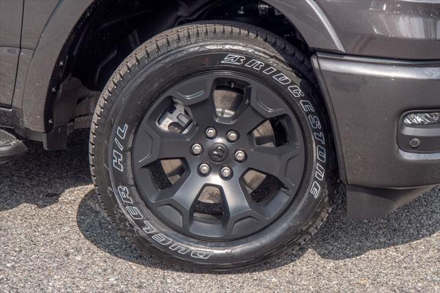 Photo of 2026 Granite Crystal Metallic Clearcoat RAM 1500