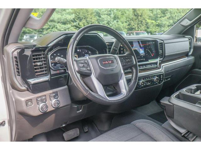 Photo of 2022 Quicksilver Metallic GMC Sierra 1500