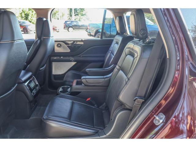 Photo of 2020 Burgundy Velvet Metallic Tinted Clearcoat Lincoln Aviator