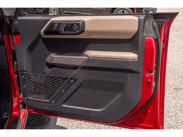 Photo of 2021 Rapid Red Metallic Tinted Clearcoat Ford Bronco