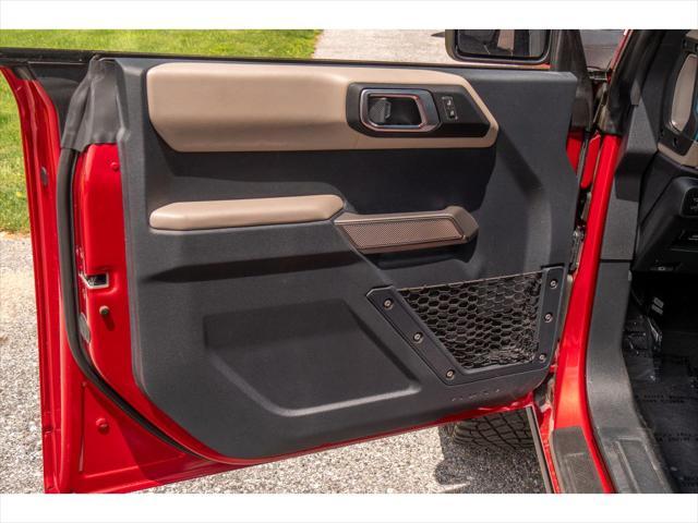 Photo of 2021 Rapid Red Metallic Tinted Clearcoat Ford Bronco