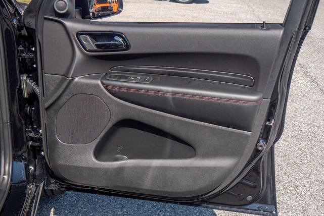 Photo of 2026 DB Black Crystal Clearcoat Dodge Durango