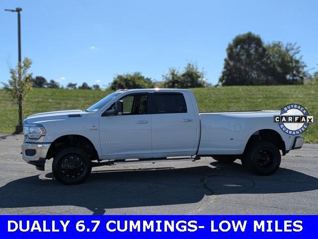 Photo of 2019 Bright White Clearcoat RAM 3500