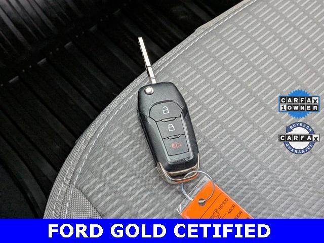 Photo of 2022 Black Metallic Ford Escape