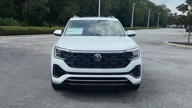 Photo of 2026 Opal White Pearl Volkswagen Atlas