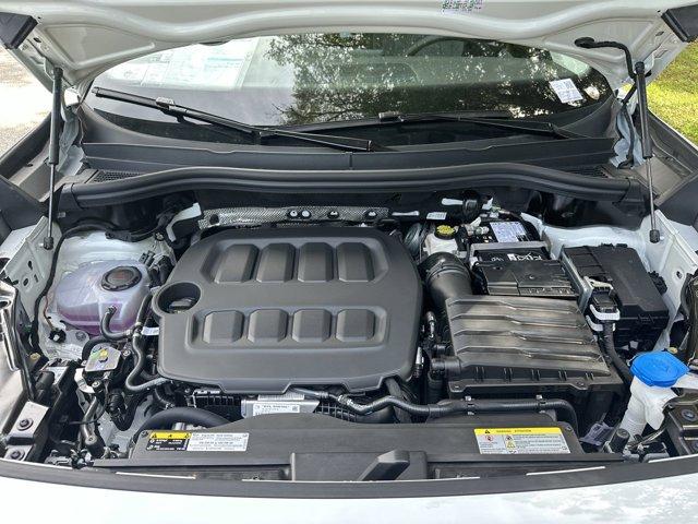 Photo of 2025 Pure White Volkswagen Tiguan