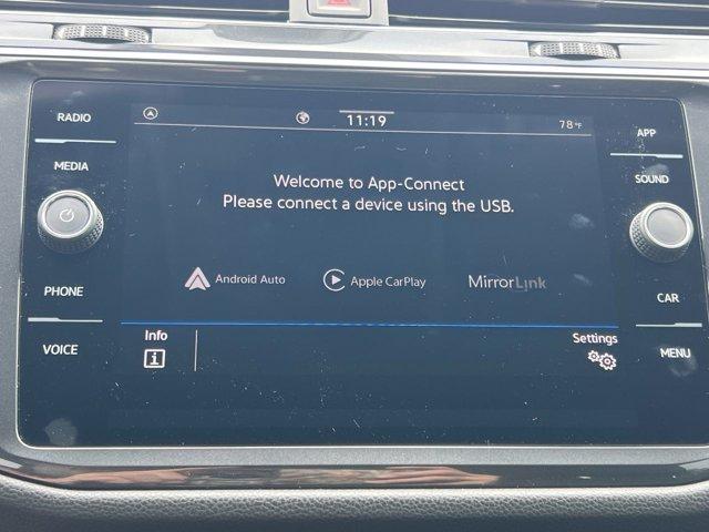 Photo of 2022 Platinum Gray Metallic Volkswagen Tiguan