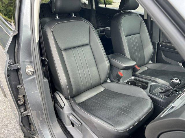 Photo of 2022 Platinum Gray Metallic Volkswagen Tiguan