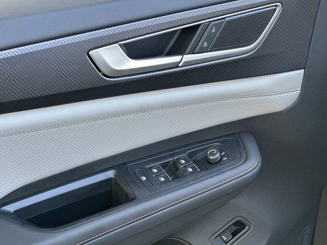 Photo of 2025 Pure Gray Volkswagen Atlas