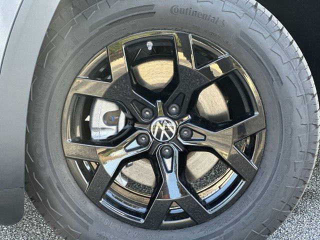 Photo of 2025 Pure Gray Volkswagen Atlas