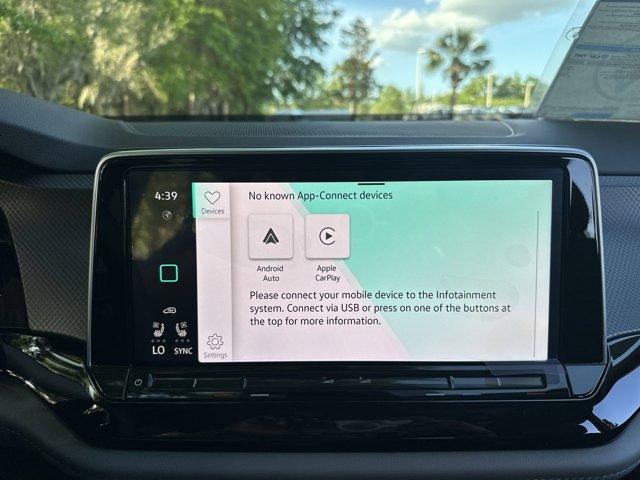 Photo of 2025 Pure Gray Volkswagen Atlas