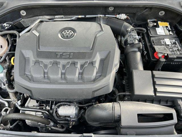 Photo of 2022 Deep Black Pearl Volkswagen Passat