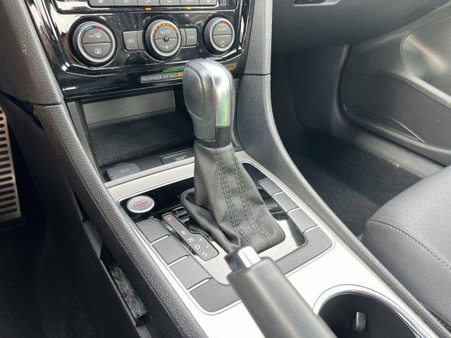 Photo of 2022 Deep Black Pearl Volkswagen Passat