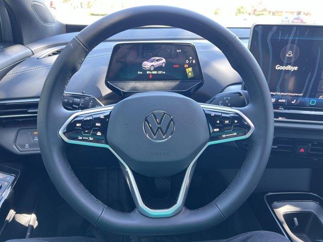 Photo of 2025 Silver Mist Metallic Volkswagen ID.4
