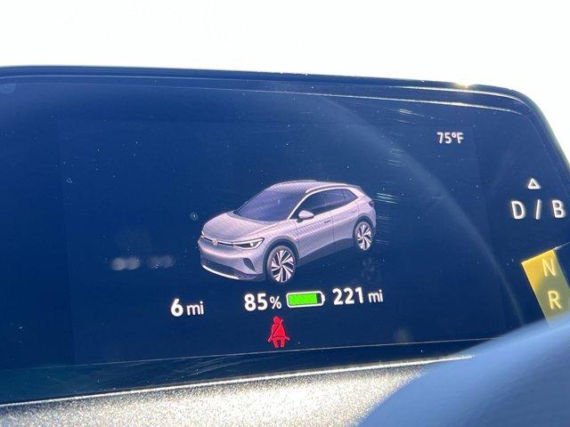 Photo of 2025 Silver Mist Metallic Volkswagen ID.4