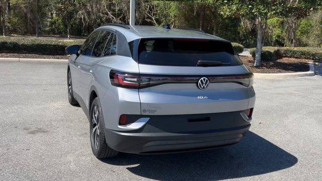 Photo of 2025 Silver Mist Metallic Volkswagen ID.4