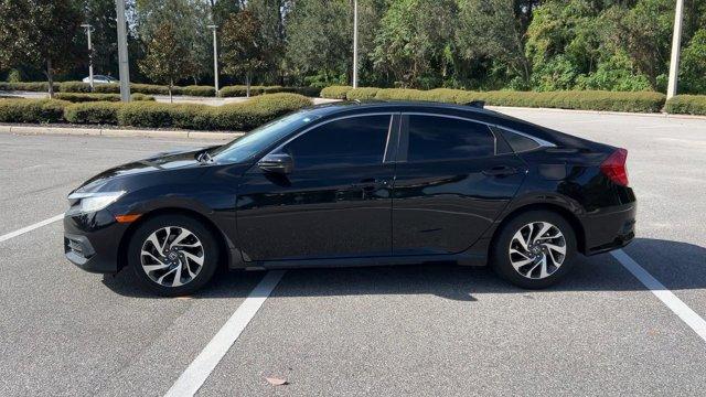 Photo of 2017 Crystal Black Pearl Honda Civic