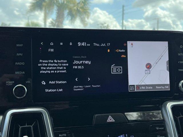 Photo of 2023 Glacial White Pearl Kia Sorento