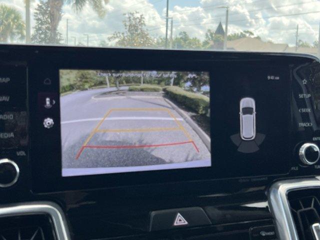 Photo of 2023 Glacial White Pearl Kia Sorento