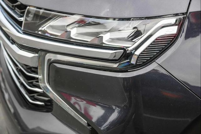 Photo of 2023 Dark Ash Metallic Chevrolet Suburban