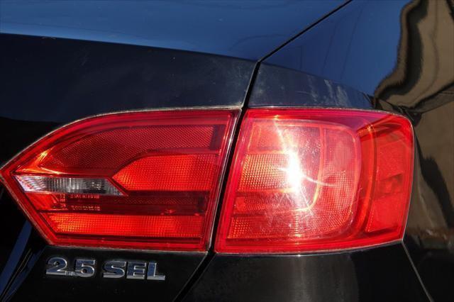 Photo of 2011 Black Volkswagen Jetta