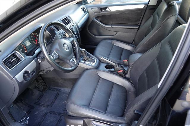 Photo of 2011 Black Volkswagen Jetta