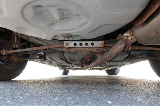 Photo of 2001 Lunar Mist Metallic Toyota Camry