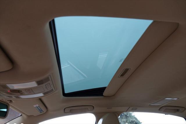 Photo of 2006 Night Blue Pearl Audi A8