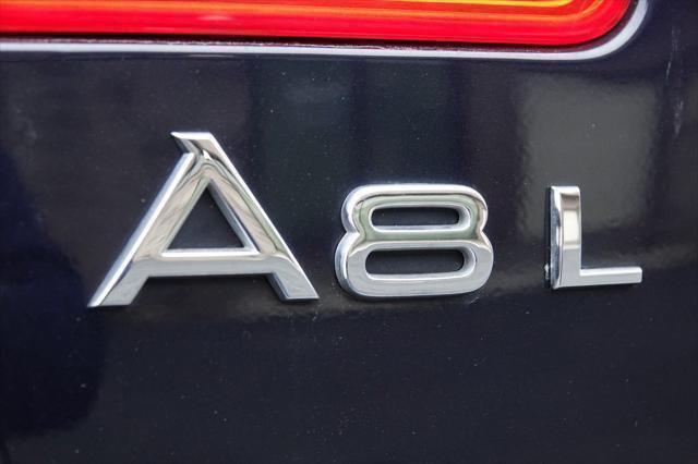 Photo of 2006 Night Blue Pearl Audi A8