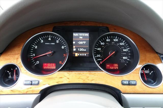 Photo of 2006 Night Blue Pearl Audi A8