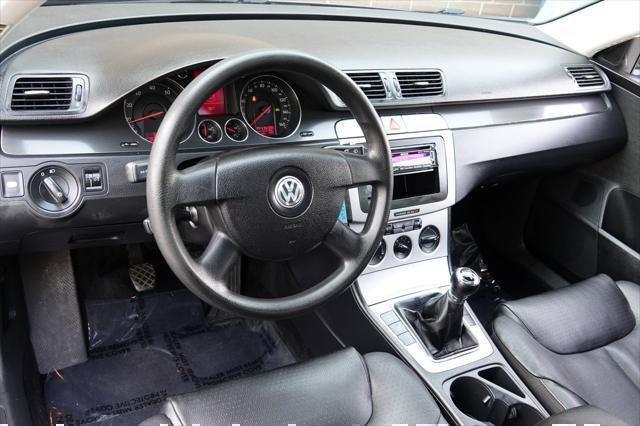 Photo of 2007 United Gray Volkswagen Passat