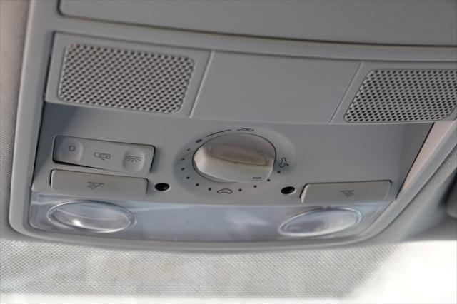 Photo of 2007 United Gray Volkswagen Passat