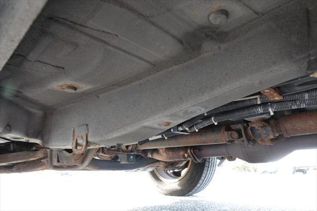 Photo of 2005 Millenium Silver Metallic Toyota Highlander
