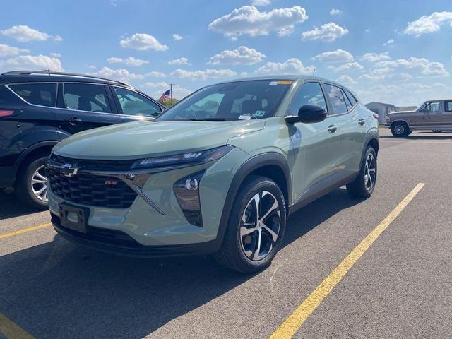 Photo of 2024 Cacti Green Chevrolet Trax