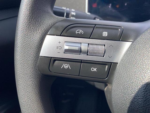 Photo of 2025 Atlas White Hyundai SANTA CRUZ