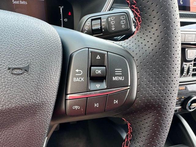Photo of 2025 Space Silver Metallic Ford Escape