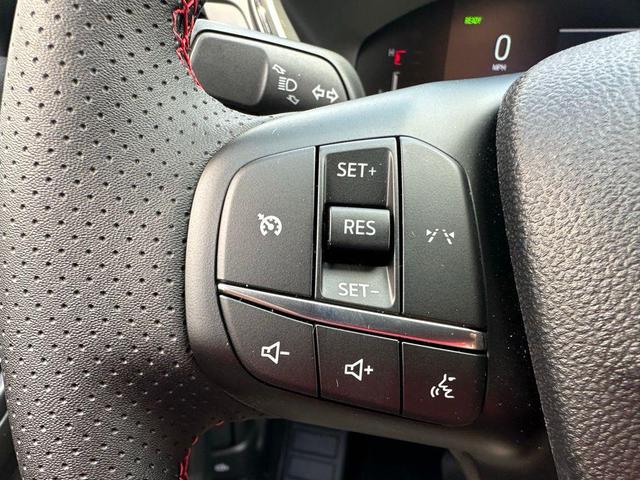 Photo of 2025 Space Silver Metallic Ford Escape