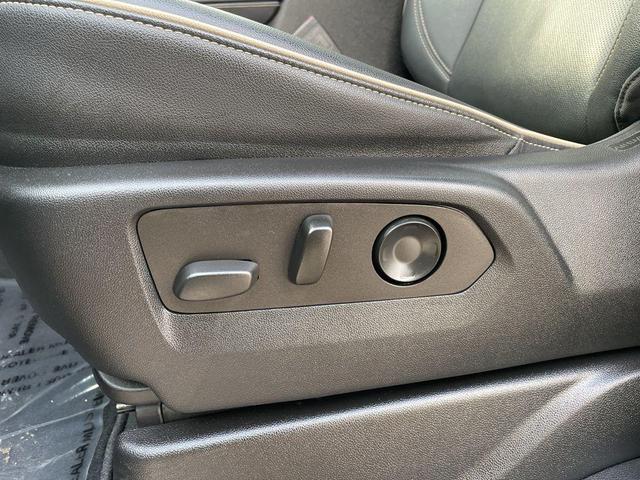 Photo of 2022 Midnight Blue Metallic GMC Yukon