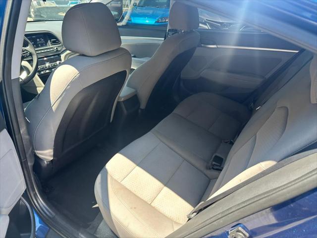 Photo of 2020 Lakeside Blue Hyundai ELANTRA