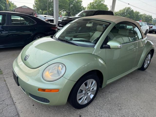 2008 Volkswagen New Beetle