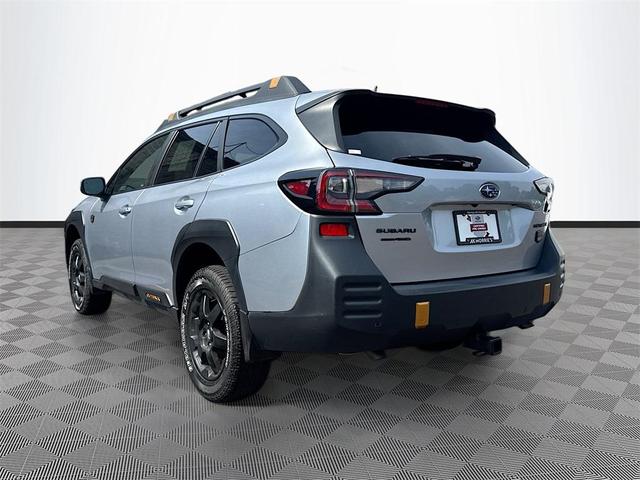 Photo of 2022 Ice Silver Metallic Subaru Outback