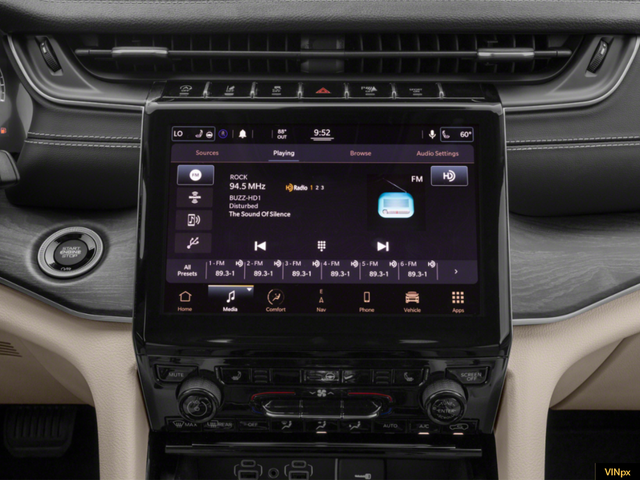 Photo of 2022 Diamond Black Crystal Pearlcoat Jeep Grand Cherokee L
