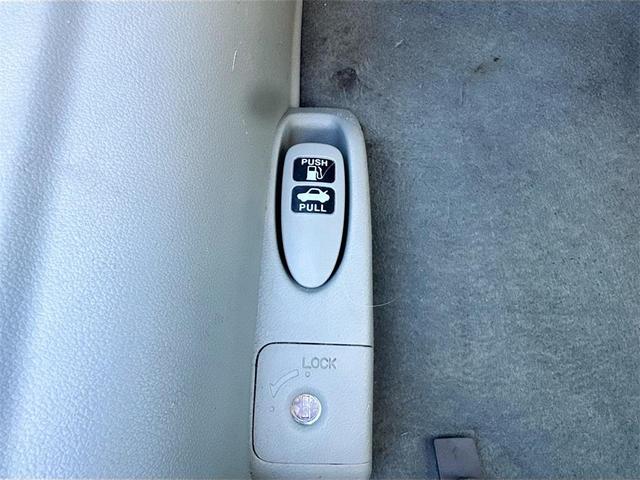 Photo of 2012 Taffeta White Honda Civic