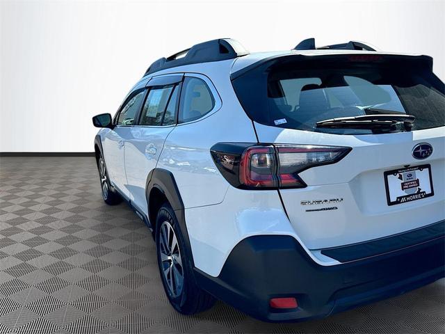 Photo of 2023 Crystal White Pearl Subaru Outback