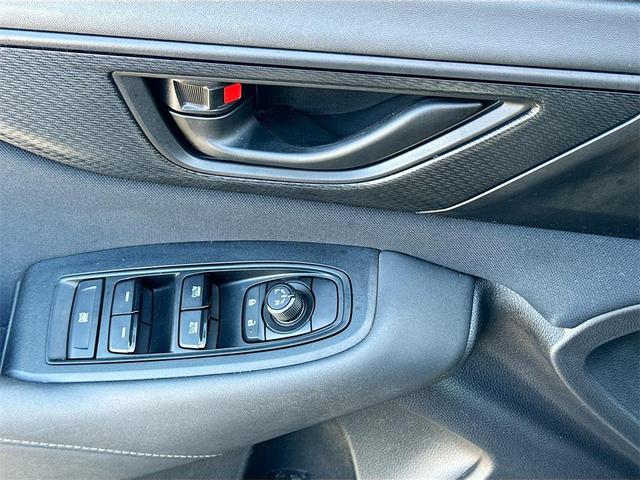 Photo of 2023 Crystal White Pearl Subaru Outback