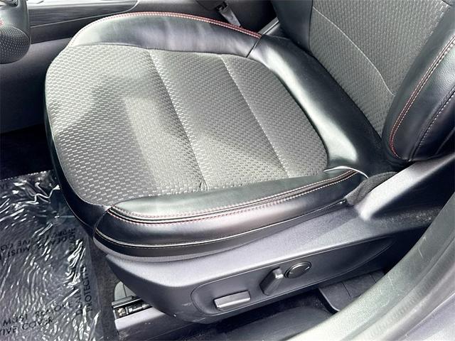 Photo of 2024 CARBONIZED GRAY METALLIC Ford Escape