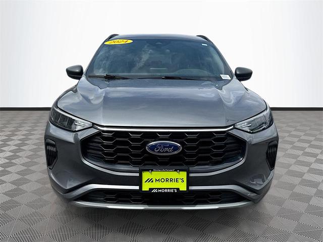 Photo of 2024 CARBONIZED GRAY METALLIC Ford Escape