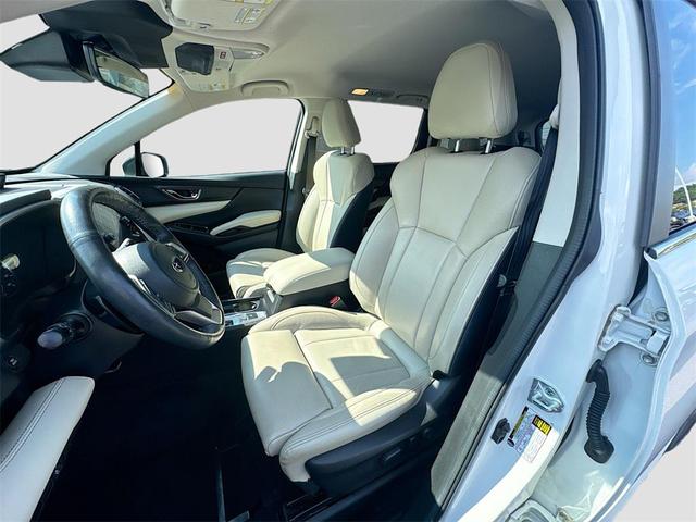 Photo of 2023 Crystal White Pearl Subaru Ascent