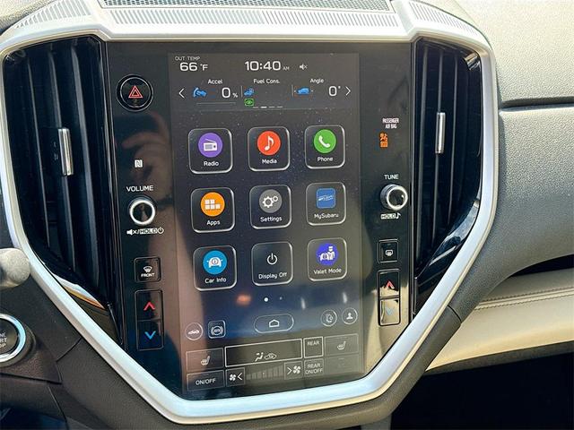 Photo of 2023 Crystal White Pearl Subaru Ascent