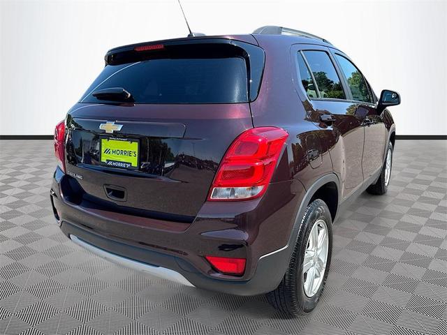 Photo of 2022 Black Cherry Metallic Chevrolet Trax